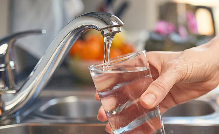 iski_genel_muduru_istanbul_da_musluktan_su_icilebilir_h132220_0899d