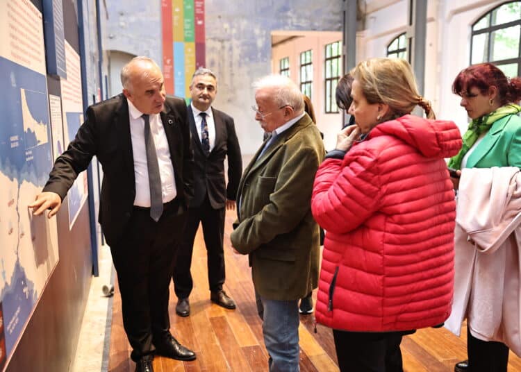 8) Oktay Ekşi ve Pınar Türenç (5)