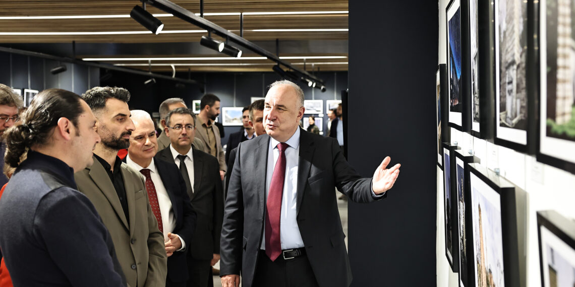 Suyun Hafızası: İstanbul’un Tarihi Su Yolları Fotoğraf Sanatıyla Yeniden Keşfediliyor